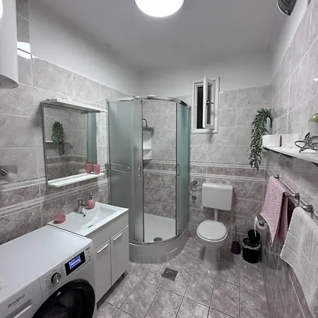 Teo Apartament *