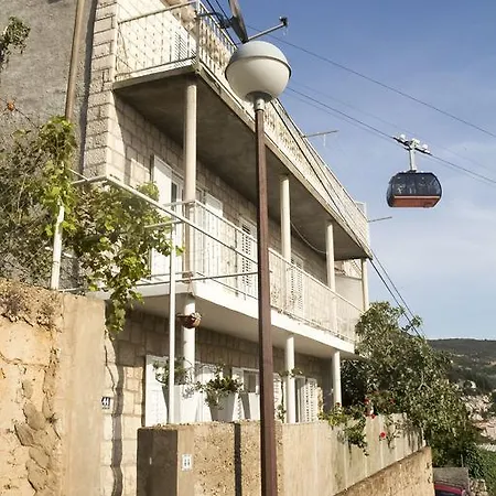 아파트 아파트먼트 테오