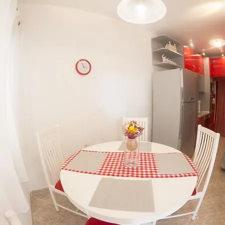 아파트 아파트먼트 테오 *